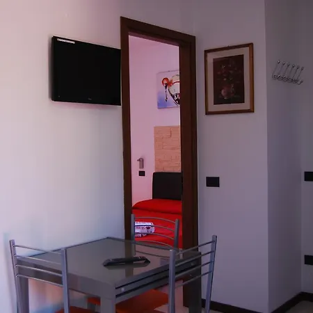 Διαμέρισμα Corneliani Ii Σιρμιόνε